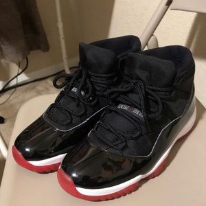 JORDAN 11 “Breds” -Size 10.5 (like new!!!)